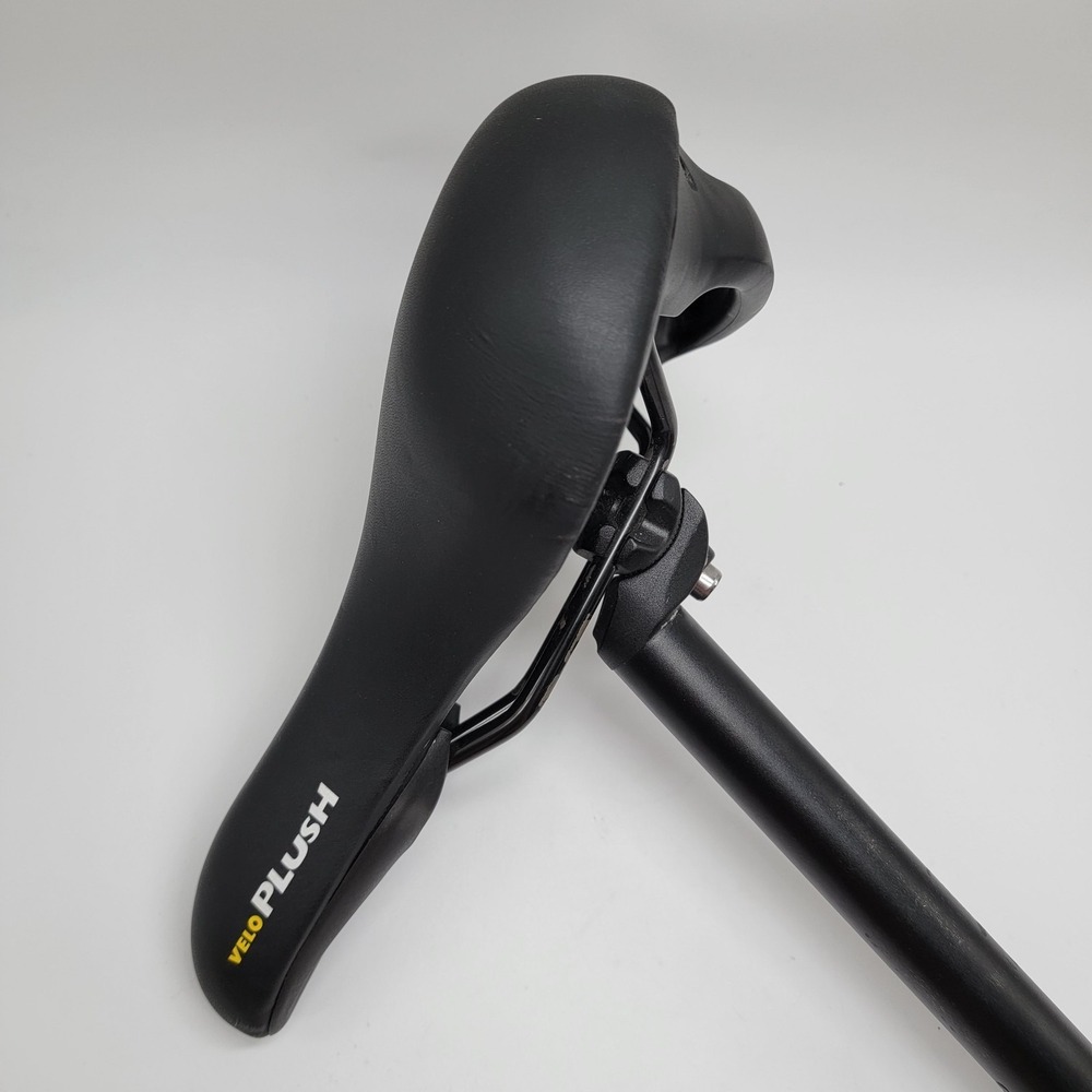 Velo Plush Cushioned Bike Seat Bicycle Saddle Black 484gm And Seatpost
